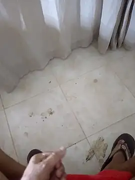 eroer20 online show from October 2025 06:10:02 PM