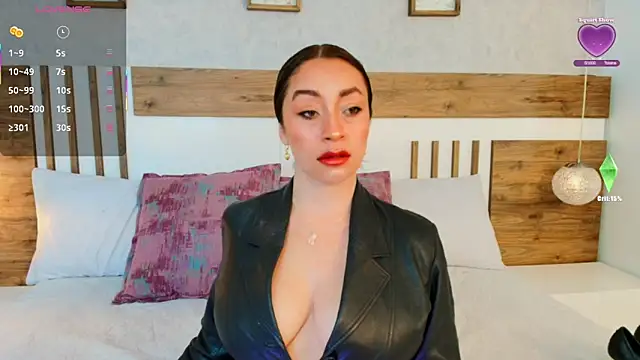 LucianaWainN online show from February 2026 01:00:01 PM