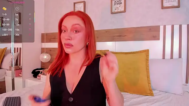 Snapshot of LucianaWainN chatting on November 2025 01:44:02 PM LucianaWainN online show from November 2025 01:44:02 PM