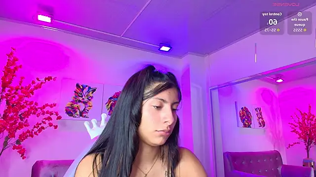 Gabriela milani online show from November 2025 07:14:01 PM