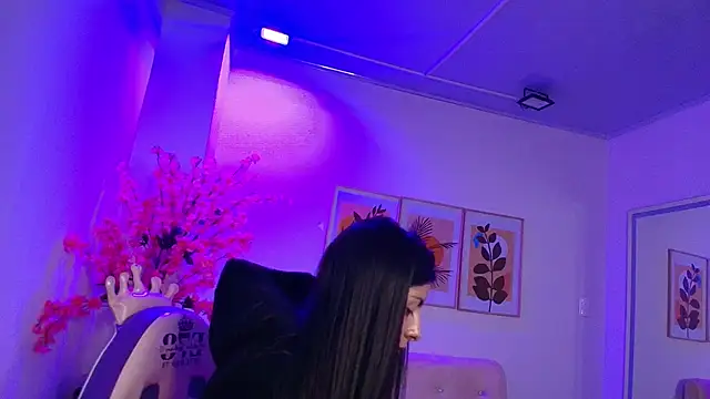 Gabriela milani online show from October 2025 11:31:02 AM