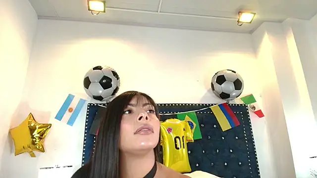 Gabriela milani online show from June 2026 07:25:01 PM