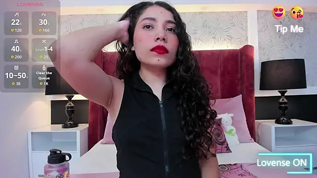 IvonnyCooper online show from October 2025 12:32:02 AM