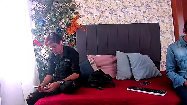 fuck seduction online show from November 2025 07:17:01 PM