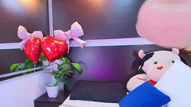 Cammi wagner online show from April 2026 08:06:02 PM