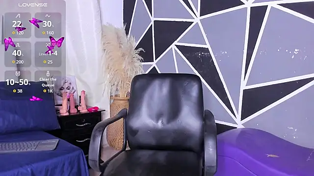 Daye Sky online show from November 2025 07:17:01 PM