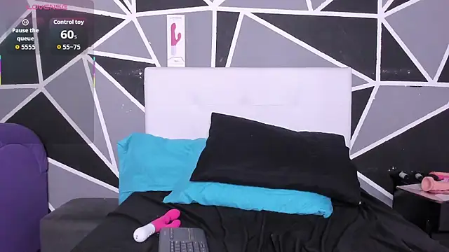 Daye Sky online show from November 2025 07:24:02 AM