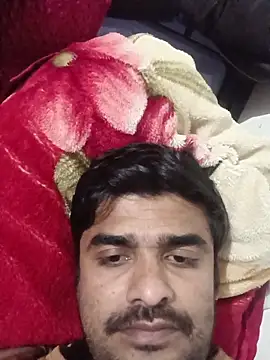 puneriboy32 online show from November 2025 06:23:02 PM