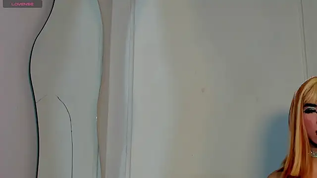 Snapshot of luxuryheaven_8 chatting on November 2025 03:34:01 AM luxuryheaven 8 online show from November 2025 03:34:01 AM