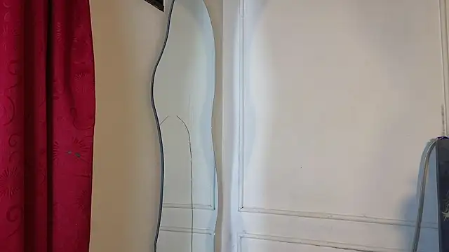 Snapshot of luxuryheaven_8 chatting on October 2025 05:15:02 AM luxuryheaven 8 online show from October 2025 05:15:02 AM