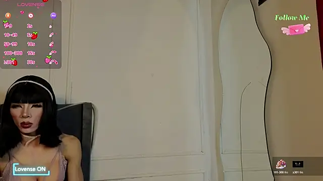 Snapshot of luxuryheaven_8 chatting on November 2025 03:22:01 AM luxuryheaven 8 online show from November 2025 03:22:01 AM