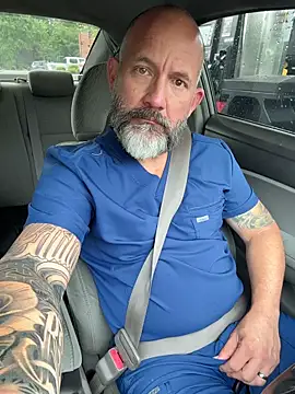 fuckadilf online show from May 2026 04:10:01 PM