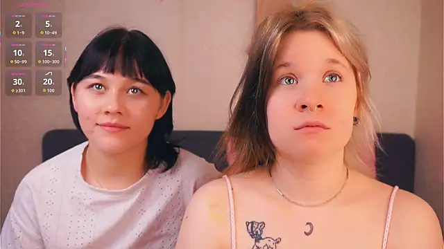 Snapshot of EviaVanveen chatting on November 2025 08:14:01 AM EviaVanveen online show from November 2025 08:14:01 AM