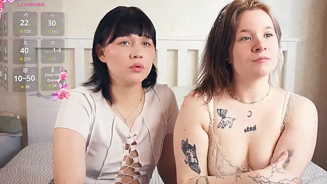 Snapshot of EviaVanveen chatting on November 2025 07:34:02 AM EviaVanveen online show from November 2025 07:34:02 AM