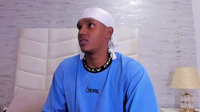 Snapshot of jax_black chatting on November 2025 07:07:01 PM jax black online show from November 2025 07:07:01 PM