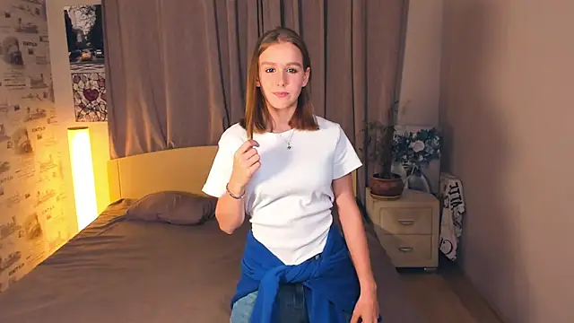 TienKnous online show from October 2025 05:35:02 PM