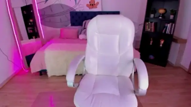 Snapshot of Goth_Alice chatting on November 2025 07:28:02 PM Goth Alice online show from November 2025 07:28:02 PM