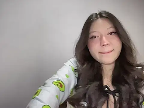 Rachel James   online show from November 2025 03:51:01 AM