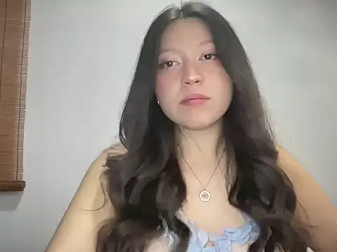 Rachel James   online show from November 2025 11:19:01 PM