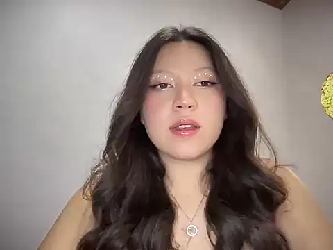 Rachel James   online show from October 2025 04:09:01 AM