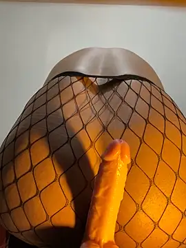 Snapshot of CatDogAlexxx chatting on November 2025 06:08:01 PM CatDogAlexxx online show from November 2025 06:08:01 PM