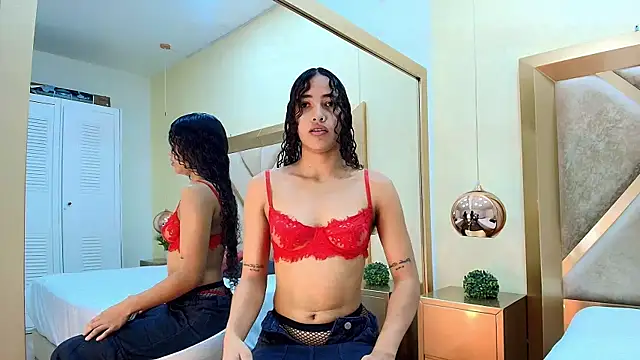 Megan Siner online show from November 2025 12:08:01 PM