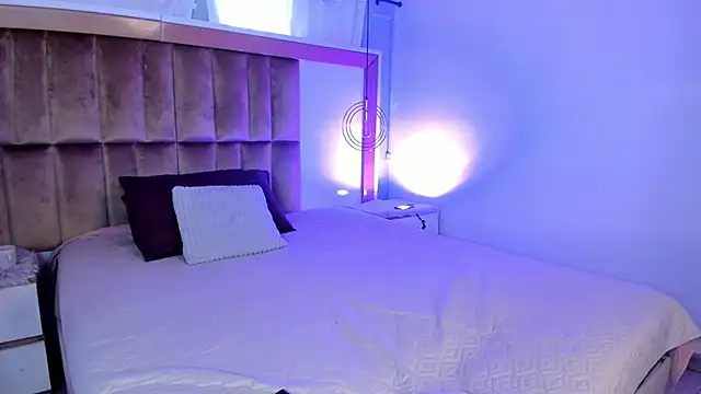 SamyShark online show from October 2025 06:26:01 PM