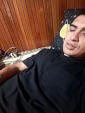 daniandr119 online show from February 2026 12:42:02 AM