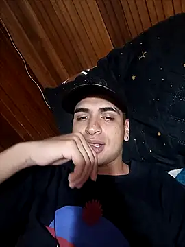 daniandr119 online show from November 2025 03:22:01 AM