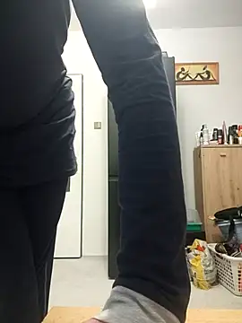 honzinka83 online show from December 2025 05:16:01 PM