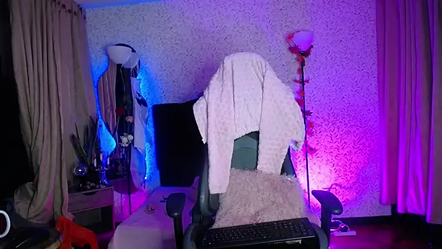 antia z online show from November 2025 07:52:02 PM