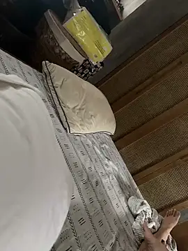 HenryLee1983-cums online show from October 2025 02:23:01 AM