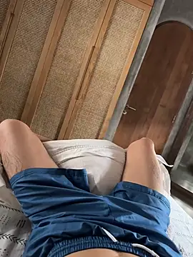 HenryLee1983-cums online show from February 2026 08:00:01 AM