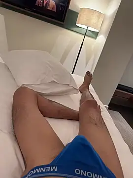 HenryLee1983-cums online show from March 2026 10:44:02 AM