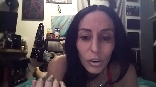 Snapshot of inkdhollow1 chatting on October 2025 03:30:02 AM inkdhollow1 online show from October 2025 03:30:02 AM