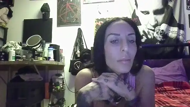 inkdhollow1 online show from October 2025 03:03:01 AM