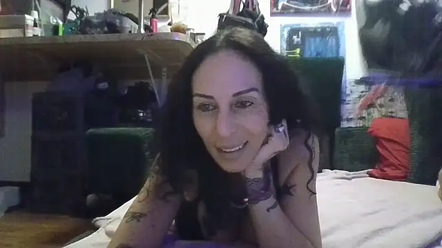 inkdhollow1 online show from July 2026 12:25:01 PM