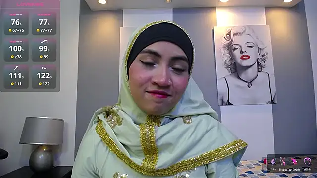 Neesha   online show from November 2025 07:18:01 PM