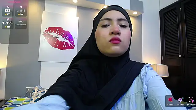 Neesha   online show from October 2025 08:17:02 PM