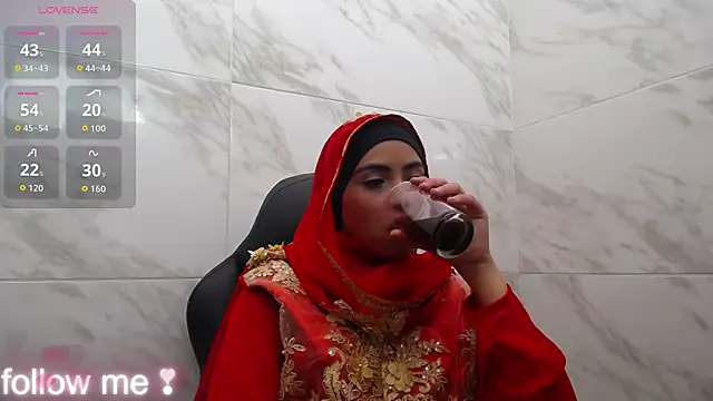 Neesha   online show from November 2025 12:48:01 PM