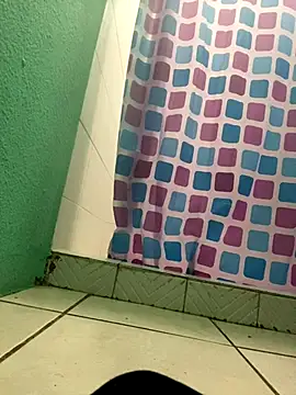 Snapshot of feetbooy chatting on December 2025 01:28:01 AM feetbooy online show from December 2025 01:28:01 AM