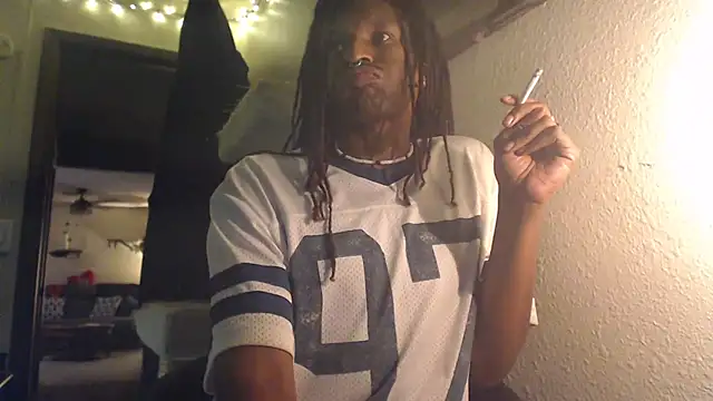 AlickleStiff online show from November 2025 02:15:01 AM