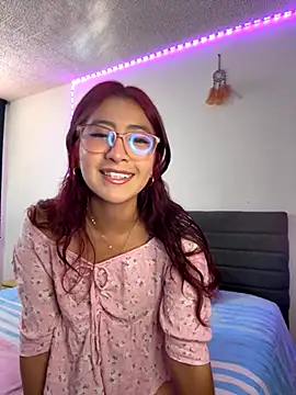 saramooon online show from November 2025 01:11:01 PM