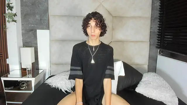 Scaarlett 22  online show from January 2026 08:16:02 PM