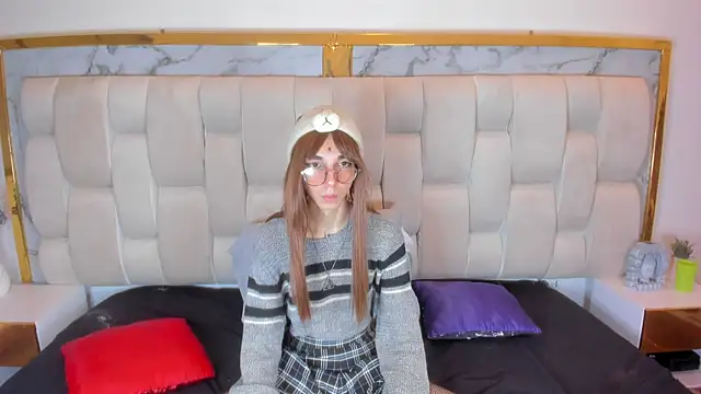 Scaarlett 22  online show from February 2026 06:00:01 AM