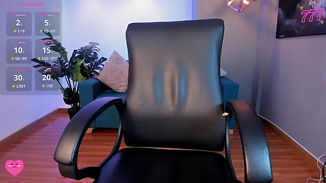 VenusCooper online show from March 2026 06:35:01 PM