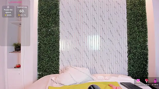 VenusCooper online show from April 2026 02:51:02 AM