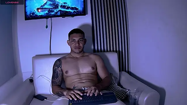 venedic bull online show from November 2025 03:43:02 AM