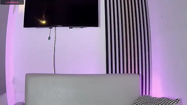 venedic bull online show from November 2025 04:27:02 AM