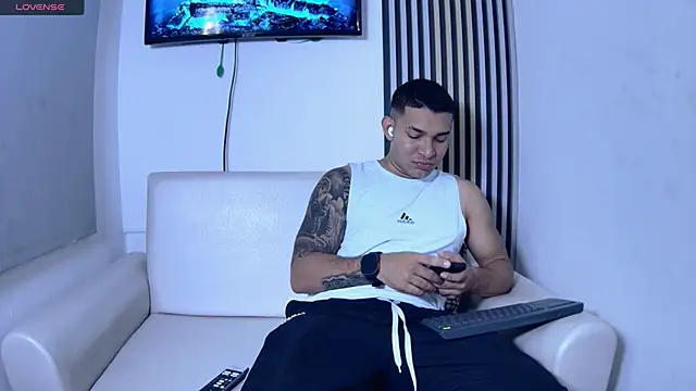 venedic bull online show from November 2025 04:12:01 AM